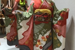 Young girls still look to buying a kimono with their mothers